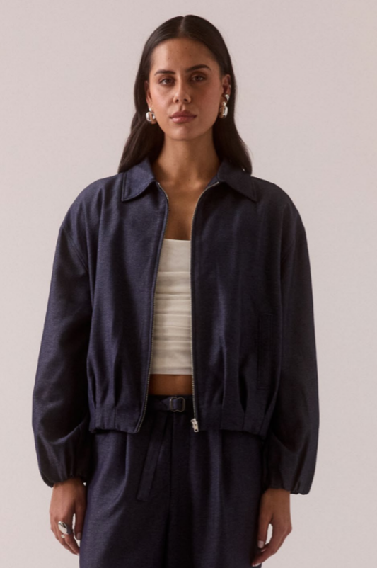 Aven Bomber