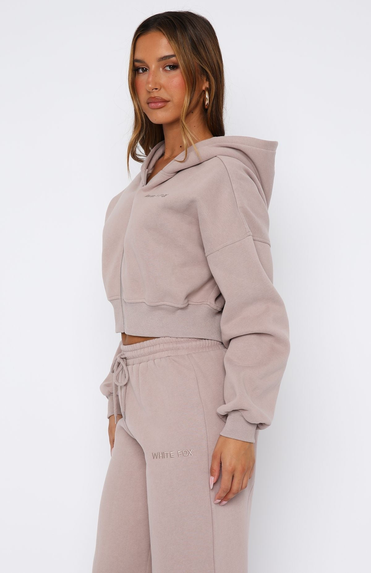 Stay Lifted Cropped Hoodie Cinnamon