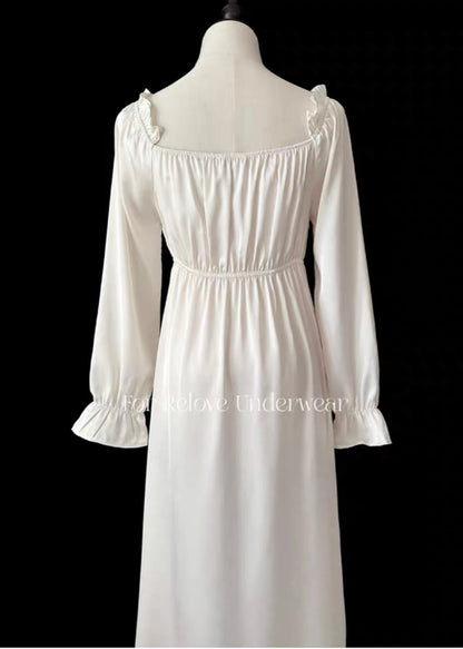 Bedtime story dressing gown